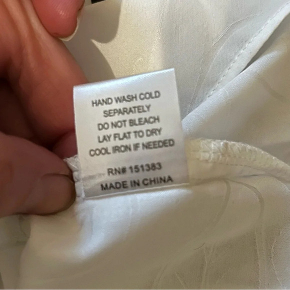 NWT Current Air Womens M‎ Hannah Floral Jacquard Short Sleeve Split Neck Top - Picture 7 of 9